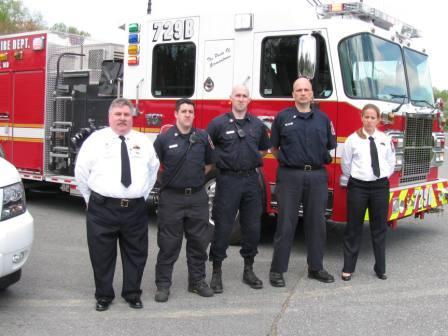 Chief Joseph Chornock and the crew of Engine 729B: FF Mitch Dinowitz, FF Rob King, FF Arthur Rabeau, & Chaplain - EMT Solveig Petersen stand ready to receive the funeral procession for the Line of Duty Death of MCPD Sergeant Hector Ayala.
<br><br>
End of Watch - 4 April 2010